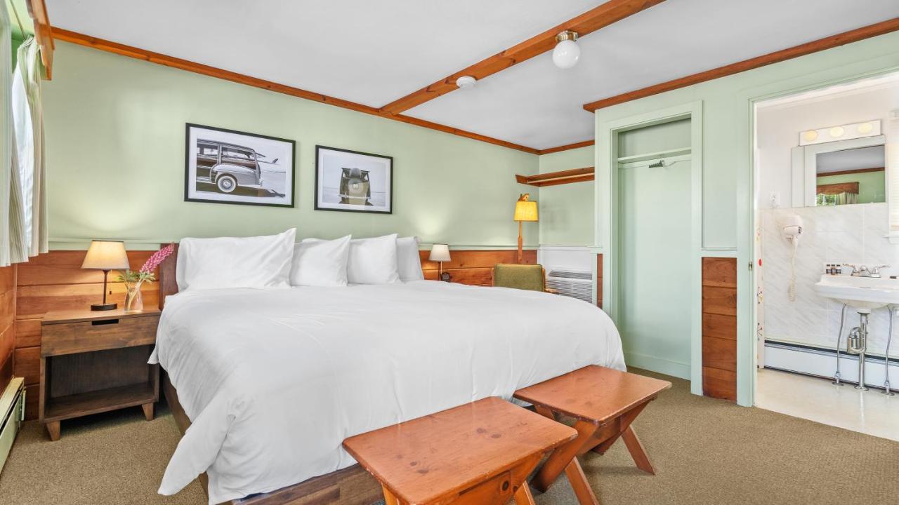 Mid-Town Motel ブースベイハーバー エクステリア 写真